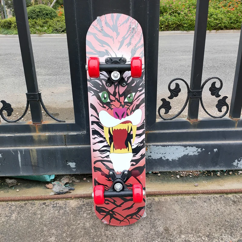 New Cartoon Four-wheel Skateboard Children Beginner Skateboards Maple Wood Deck Skate Board Outdoor Double Rocker Skateboard - Image 6
