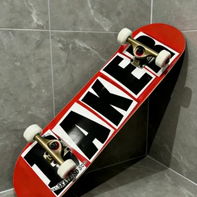 Skateboards Baker Skateboard Double Kick Skateboard Professional Skateboard Complete Maple Double Concave Deck Street Skateboard